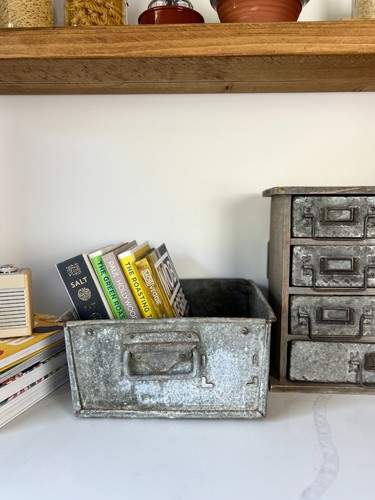 Industrial vintage galvanised - industrial,