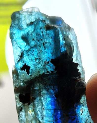 Blue kyanite - kyanite,