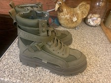 Buffalo Boots Green Size 8