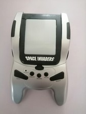 Woolworths 213B0410 Taito