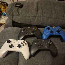 4 x FAULTY Xbox One/Series