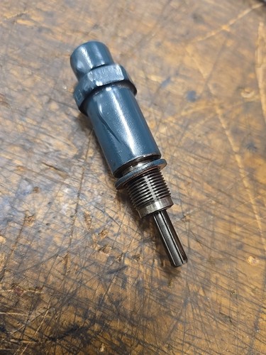 Idler gear device - for, kubota