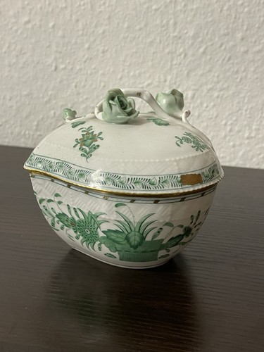 Herend lidded box - lidded, bonbonniere