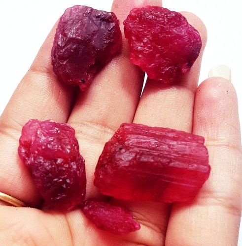 Natural red beryl - natural, rough