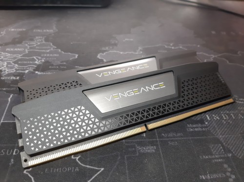 Corsair vengeance 16gb ddr5 - vengeance,