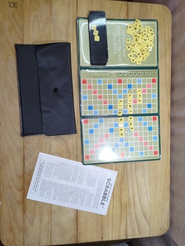 Scrabble board game pocket - board,