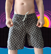 MEN'S SWIM TRUNKS: Vans Era