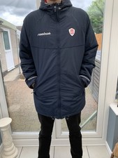 Liverpool  Carlesberg Reebok Bench Coat    Pre Owned But In Good  Condition