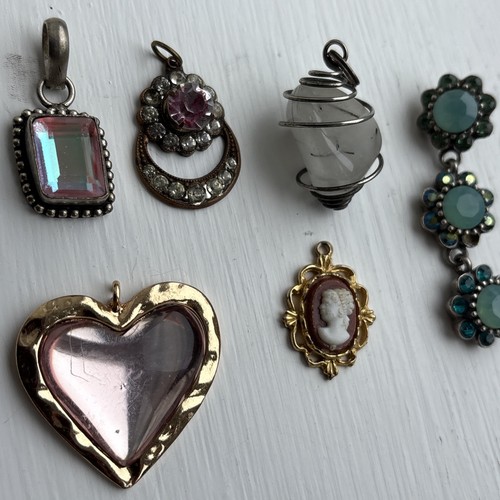 Lovely bundle pendants - lovely,