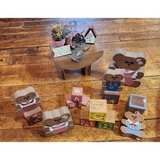 Wooden Decor Lot Teddy Bears &