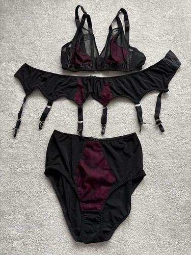 What katie did berry - did, black