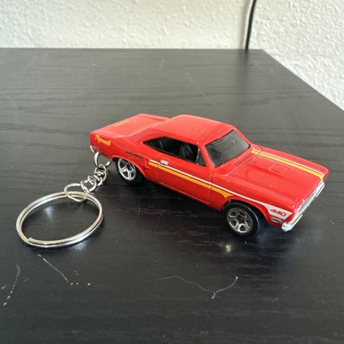 1970 plymouth road runner red - road,