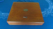 VINTAGE MAHOGANY WOOD CANTEEN OF CUTLERY BOX   STORAGE  DISPLAY WITH LOCK & KEY