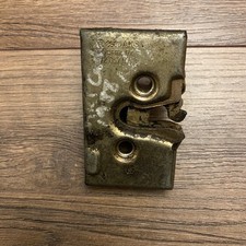 VW Golf Mk1 Scirocco mk2 Passengers Side Front Door Lock Catch 172837015D