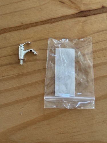 Dolls house miniature - dolls, 1:12