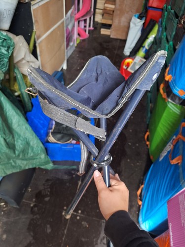 Legged folding tripod - 3-legged,