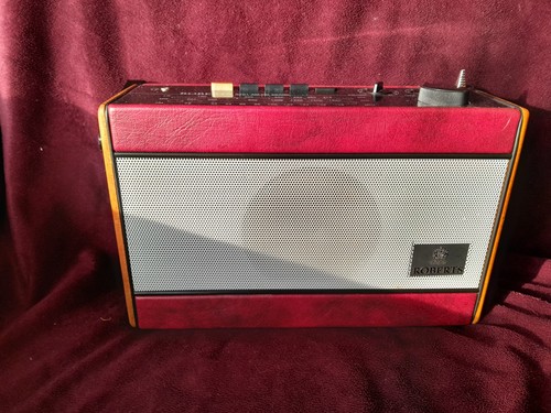 Roberts r701 portable band - roberts, 3-band