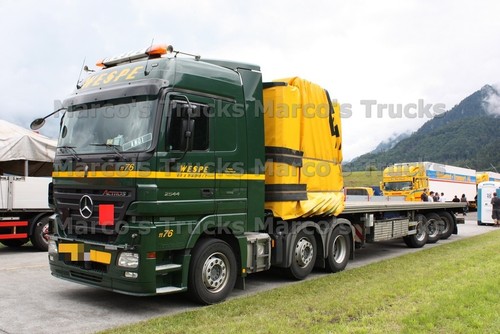 Truck photo mercedes benz - truck,