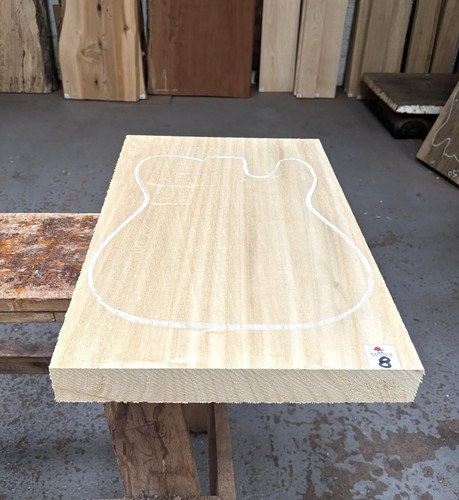 Obeche piece guitar - 1,