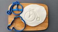 Penny Farthing bicycle biscuit