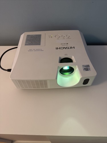 Hitachi edx45n 2700 - 2700, xga