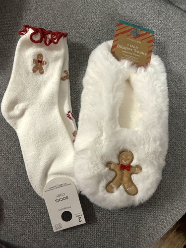 Gingerbread man slippers - gingerbread,