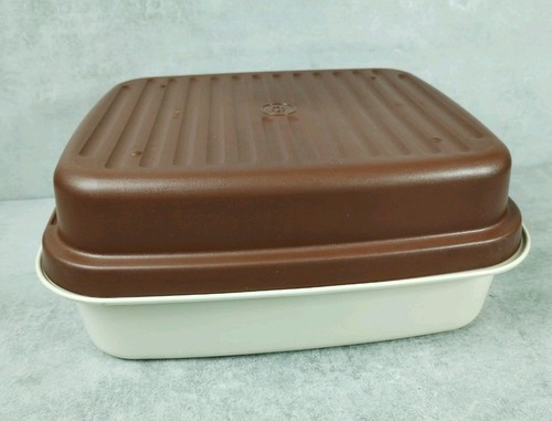 Vintage tupperware container - vintage,