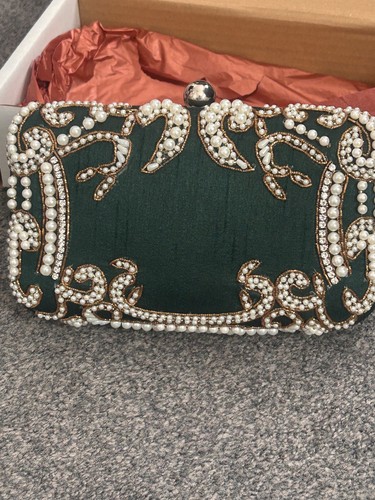 Beautiful emerald green with - emerald,