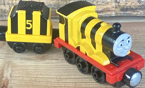 Bumblebee james diecast train - bumblebee,