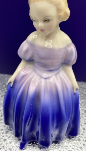 Figurine marie royal - figurine,