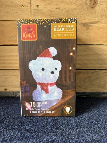 Three kings inlit ice - three,