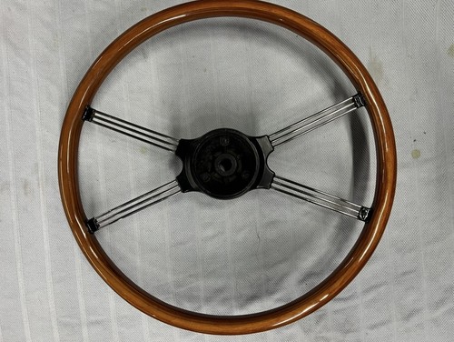 Mga steering wheel with wood - mga,