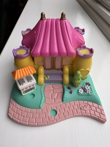 Polly pocket bouncy - bouncy, castle