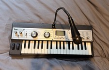 Korg microKORG XL Synthesizer