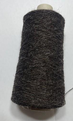 100 pure wool yarn - 100%,