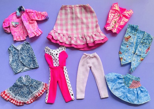 Barbie clothes bundle - clothes,