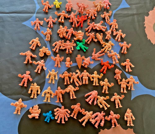 E muscle men - m.u.s.c.l.e., retro