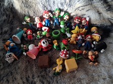 Nintendo Super Mario Miniature  ½"-2½" Toy Figures Bundle