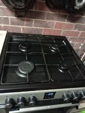 gas cooker free standing,used
