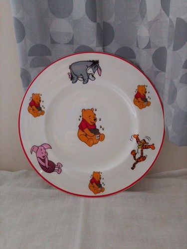 Winnie the pooh - winnie,