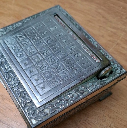 Vintage perpetual desk - perpetual,