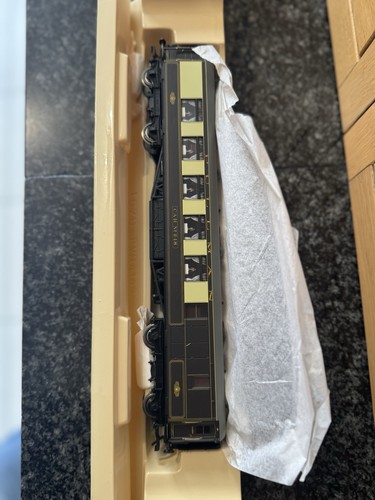 Hornby r4163 r4166 - hornby, pullman