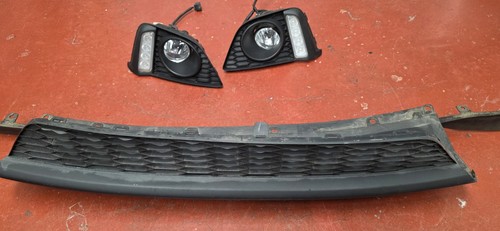 Honda jazz front bumper grill - honda,