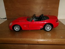 Motor Max 1:18 2003 Dodge Viper SRT 10