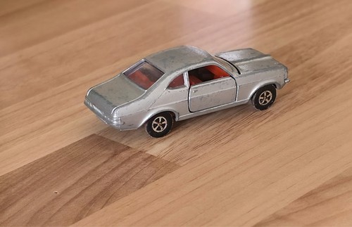 Diecast model toy car - diecast, lone