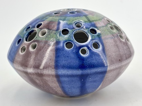 Uig scottish studio pottery - scottish,