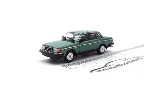 Volvo 240 green metallic - 240, gl
