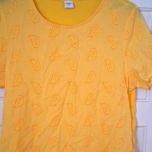 Cotton traders yellow paisley - yellow,
