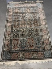 Stunning intricate design fine Kashmir silk carpet in soft colours 190x120cm