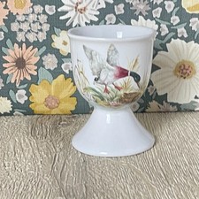 Ceramic Pedestal Egg Cup –